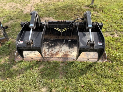 Used BLUE DIAMOND 106175 GRAPPLE LOADER BUCKET SKID STEER ATTACHMENT Grapple Buckets Michigan US | Miedema Asset Management Group #1424738