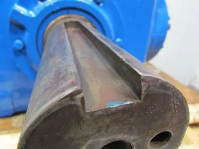 Mechanical Handling Systems 5MHD Right Angle Gear Reducer Gearbox 115.2:1 Ratio