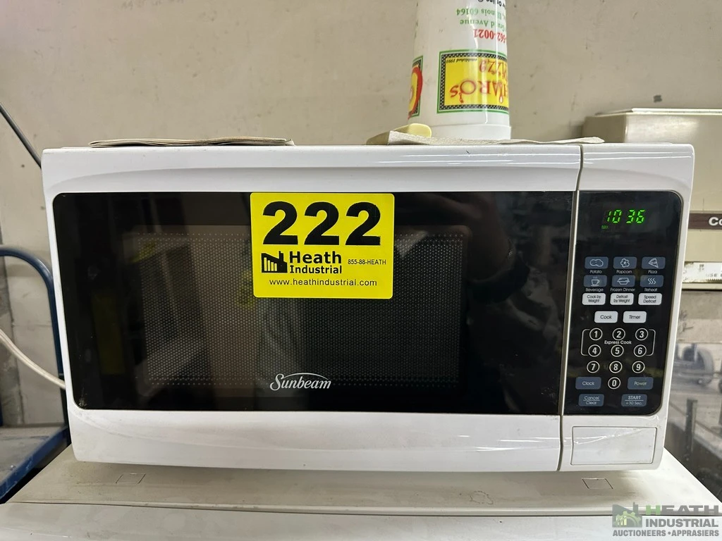 Used _UNKNOWN_ SUNBEAM MICROWAVE Residential Appliances Illinois US | Heath Industrial Auction Services #1420033