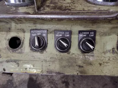 220 TON AIDA MODEL #NC1-200(2) GAP FRAME PRESS, WITH 9.84" STROKE: STOCK #22203