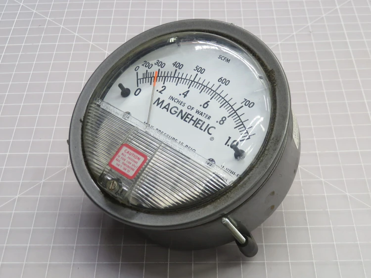 Used MAGNEHELIC _UNKNOWN_ Air Velocity and Flow Texas US | OCO Industrial #1785821