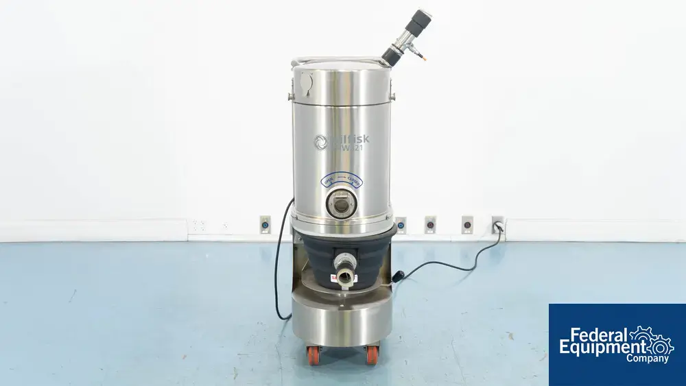 USED Nilfisk Nilfisk Vacuum, Model VHW321