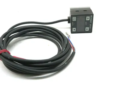 NEW KEYENCE AP-31Z PRESSURE SENSOR AP31Z
