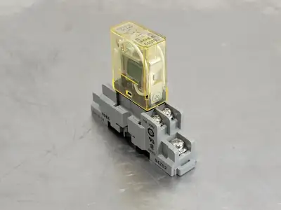 USED IDEC RH1B-UDC24V