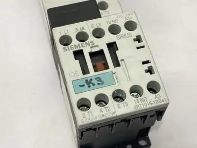 Used Siemens Contactor Starter Combination 0.55-0.8A 400VAC 24VDC Motor Control Parts Michigan US | Maverick Industrial Sales #1401935