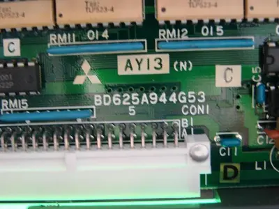 USED MITSUBISHI AY13