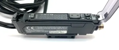 LV-N11CP, LV-NH32 | Keyence LV-N11CP Laser Sensor Amplifier Main Unit w/ LV-NH32 Laser Sensor Head - Used