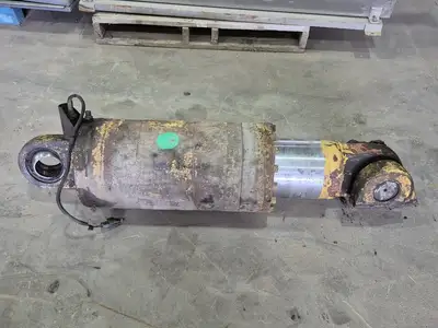 USED KOMATSU EJ8969