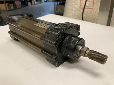 Used REXROTH 168-06-0801-1 Pneumatic Cylinders | Surplus Asset Holdings #1206373