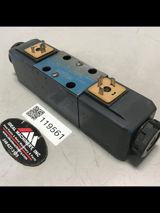 USED VICKERS DG4V-3-6C-M-U-HL7-60