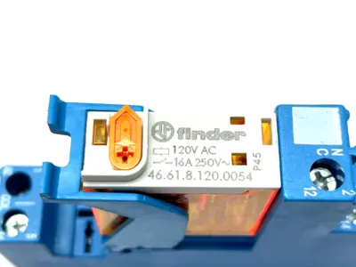 97.01,46.61.8.120.0054 | Finder 97.01 Relay Base w/ 46.61.8.120.0054 Relay 120VAC 16A - New – Open box
