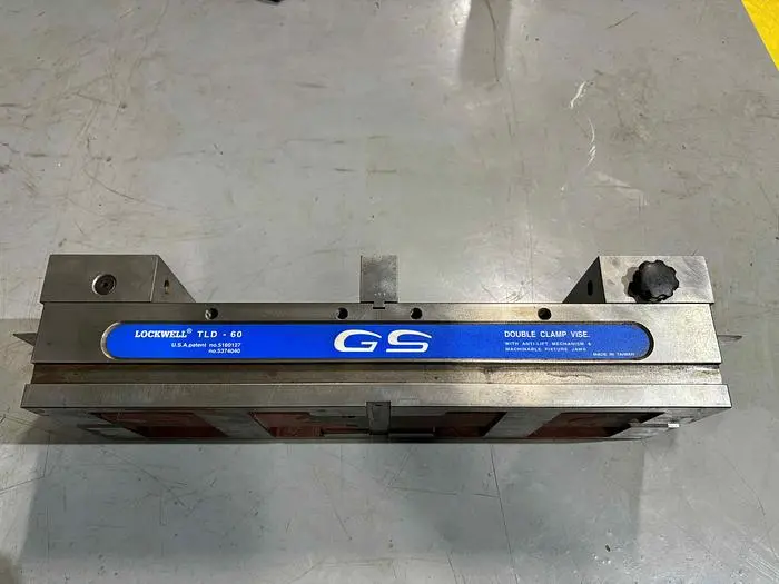 MACHINING CENTER VISE