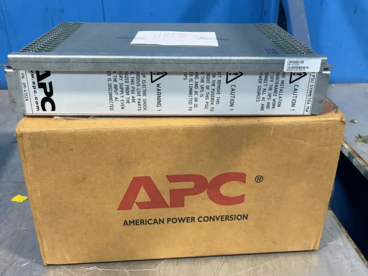 Used 2010 APC 0M4132A Power Supplies Ohio US | HGR 24 #1175596