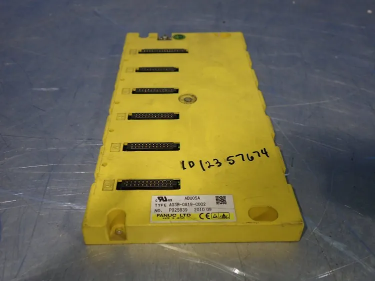 Used FANUC A03B0819C000 Input / Output Modules | HGR 24 #752810