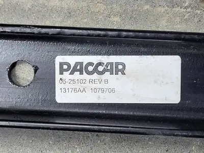 NEW PACCAR 05-25102