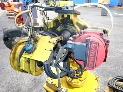 USED 2001 FANUC M6I