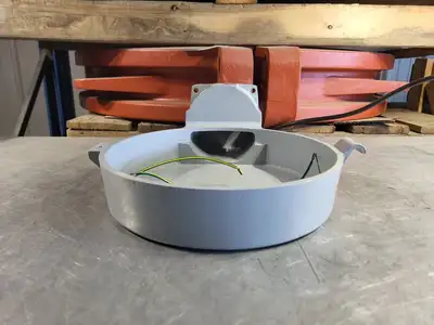 NEW CROUSE-HINDS TWM2