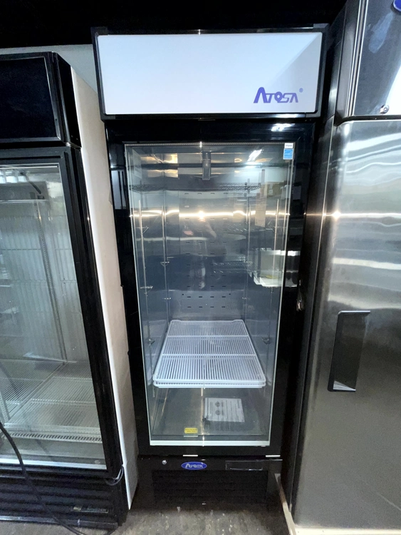Used _UNKNOWN_ MCF8722GR Refrigerators | Grocery Equipment Sales #1066302