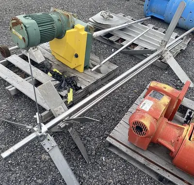 Used LIGHTNIN XLC-100D Agitators, Blenders, Mixers | DH Griffin Used Equipment #1383083