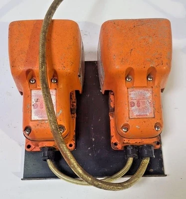 Lot of 2 Linemaster Hercules 511 - B20AQ2 HEAVY DUTY FOOT SWITCH