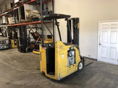 USED 2012 YALE ESC030AC