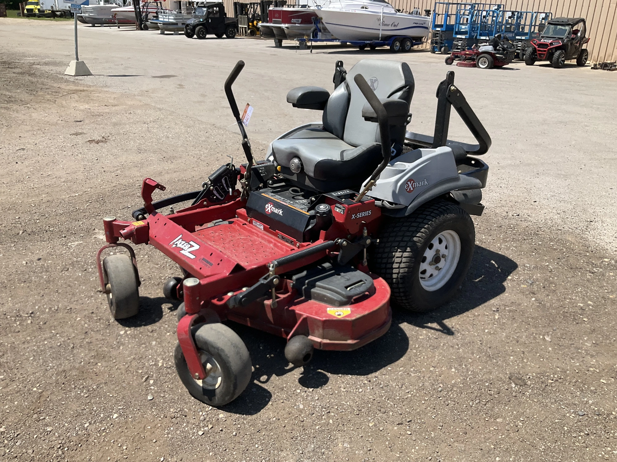 USED 2014 EXMARK LAZER Z