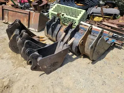 Used OTHER EQUIPMENT MINI EXCAVATOR TOOTH BUCKETS Multipurpose Buckets North Carolina US | Levan Equipment #1546350