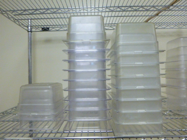 Sixth Size Salad Bar Containers