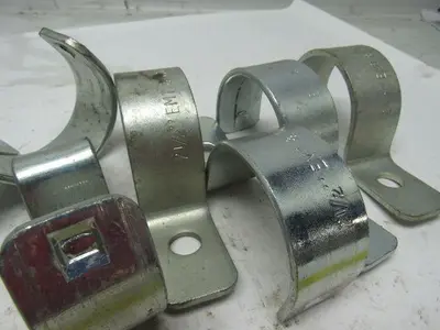 2-1/2" EMY & CONDO Single Hole Steel Strap Lot Of 10