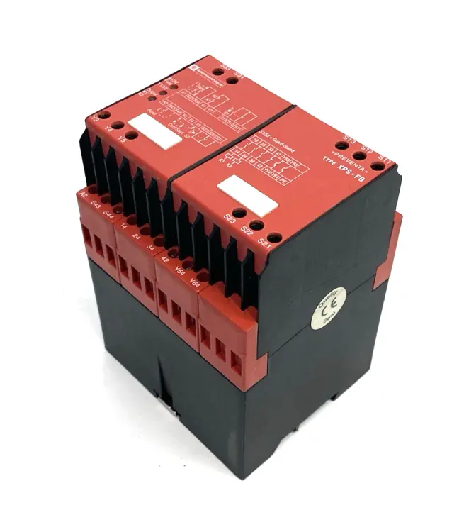 Used SCHNEIDER ELECTRIC PREVENTA SAFETY RELAY 300V 2.5A Relays & Switches Michigan US | Maverick Industrial Sales #1090147