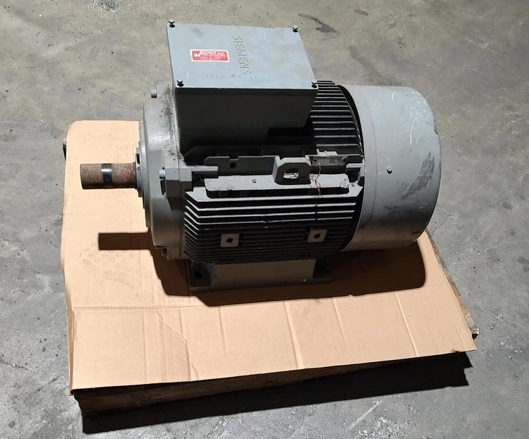 Used Siemens 1LA5270-4AA90 A.C. Motors Kentucky US | Edwards Industrial Repair #1276764
