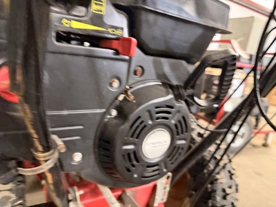 Used YARD MACHINES 31AH65FH700 SNOW BLOWER Snow Blowers Michigan US | Miedema Asset Management Group #1369518