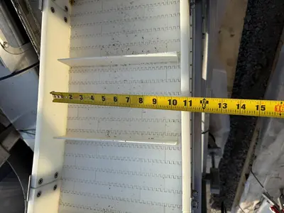 STAINLESS STEEL CLEATED Z- FLOW ELEVATOR