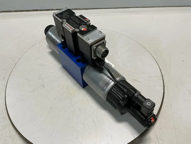 Used REXROTH 4WREE10W75-23/G24K31/A1V Valves/Fittings Michigan US | Ideal Machinery #719856