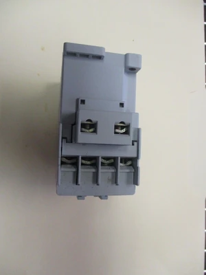 USED Allen-Bradley 100-C09*10 Ser A