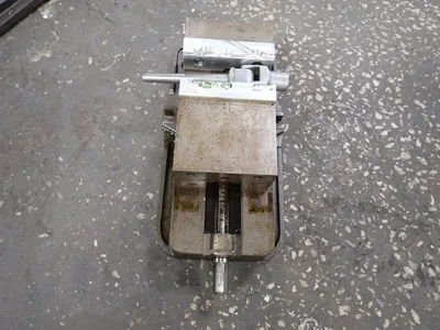 USED KURT D675