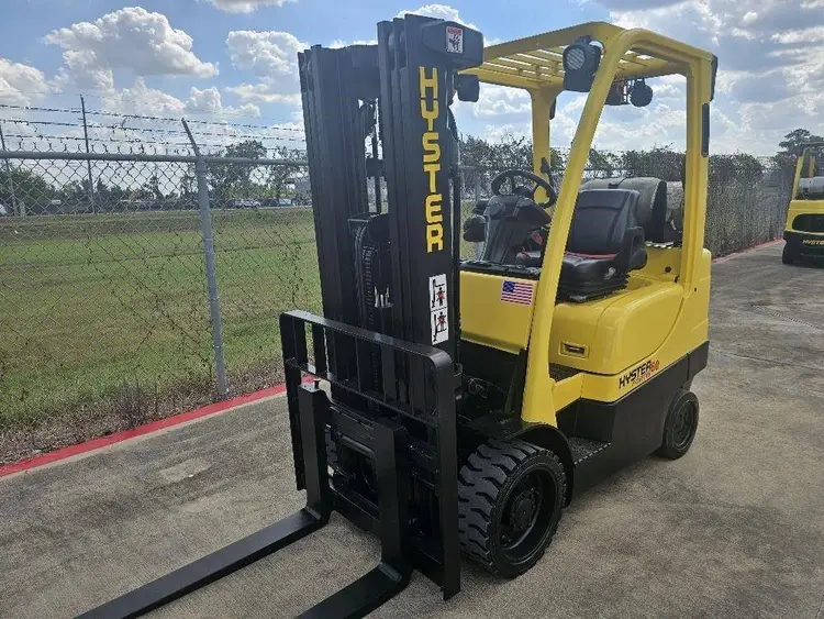Used 2015 HYSTER S60FT Misc Forklifts Illinois US | Somerset Equipment Sales #1543015