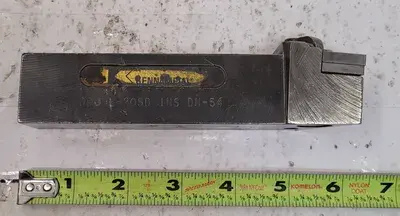 USED KENNAMETAL TURNING TOOLS