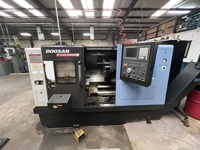 USED 2007 Doosan Lynx 220LMA
