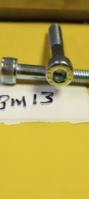 MASTER CARR LOT OF 50 HEX BOLTS SCREWS 12. 9 SHCS M8-1.25X50MM ZINC