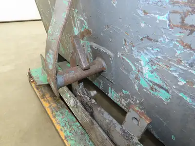 Wright Self Dumping Hopper 1 Yd Capacity 4000lb 7 Gauge Steel