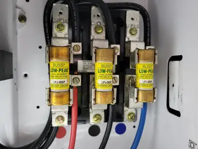 USED SQUARE D MODEL 6