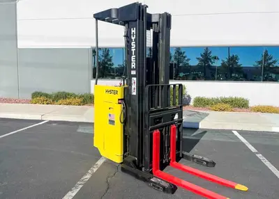 USED 1989 HYSTER N40ER