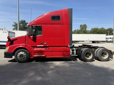 Used 2013 VOLVO VNL Conventional trucks Indiana US | Miedema Asset Management Group #1414634