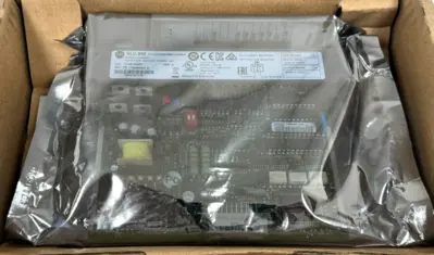 ALLEN BRADLEY 1746-NIO4V ANALOG COMB MODULE SLC500 SER. A UNUSED SURPLUS