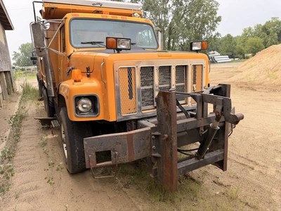 Used 1999 INTERNATIONAL 2674 6X4 Dump trucks Michigan US | Miedema Asset Management Group #1456830