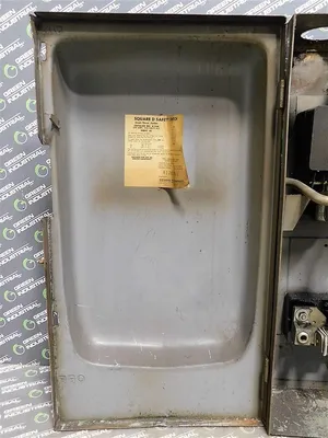 Square D H364 Single Throw Fusible Safety Switch 200 A 600VAC Ser. A1 50HP Used