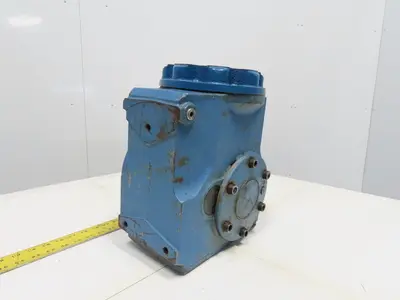 Sew KF76DT100L8/4 75.56:1 Ratio 11-22.5RPM 1.2/2.5 Gear Reducer