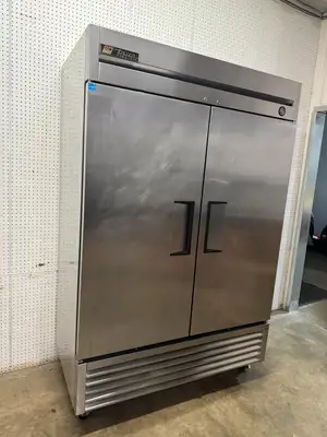 Used True Used 2016 True T-49F Stainless 2 Door Solid Door Reach-In Freezer 120V Freezers Illinois US | Falcon Restaurant Supply #1374963