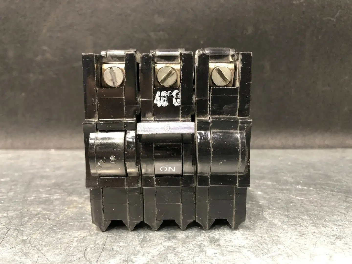 Used FEDERAL PIONEER NB320 Switchgears British Columbia CA | Lenmark #244176